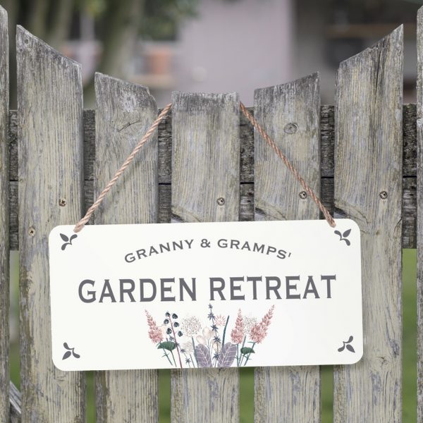 Garden Retreat Sign